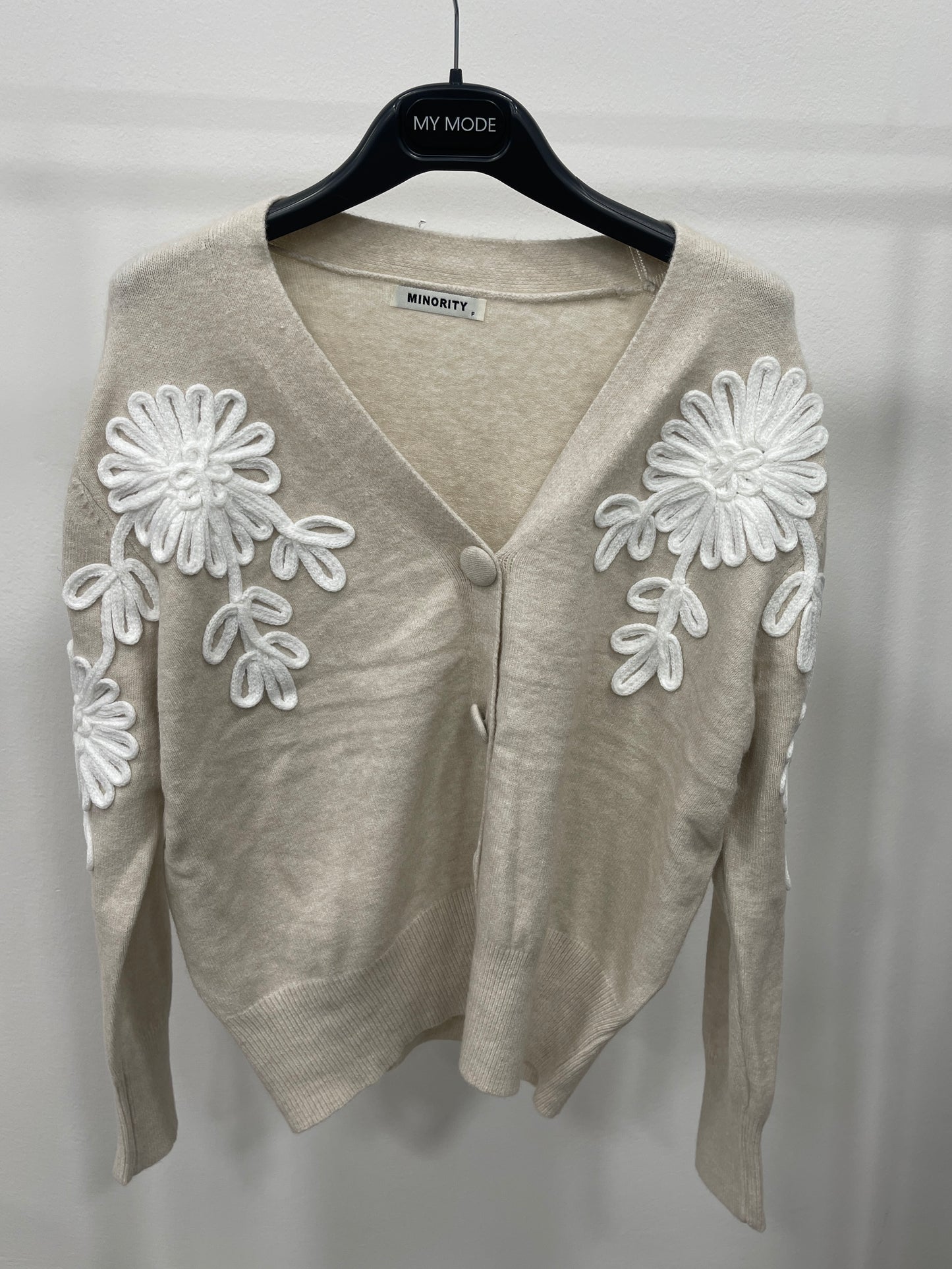 Cardigan Flora