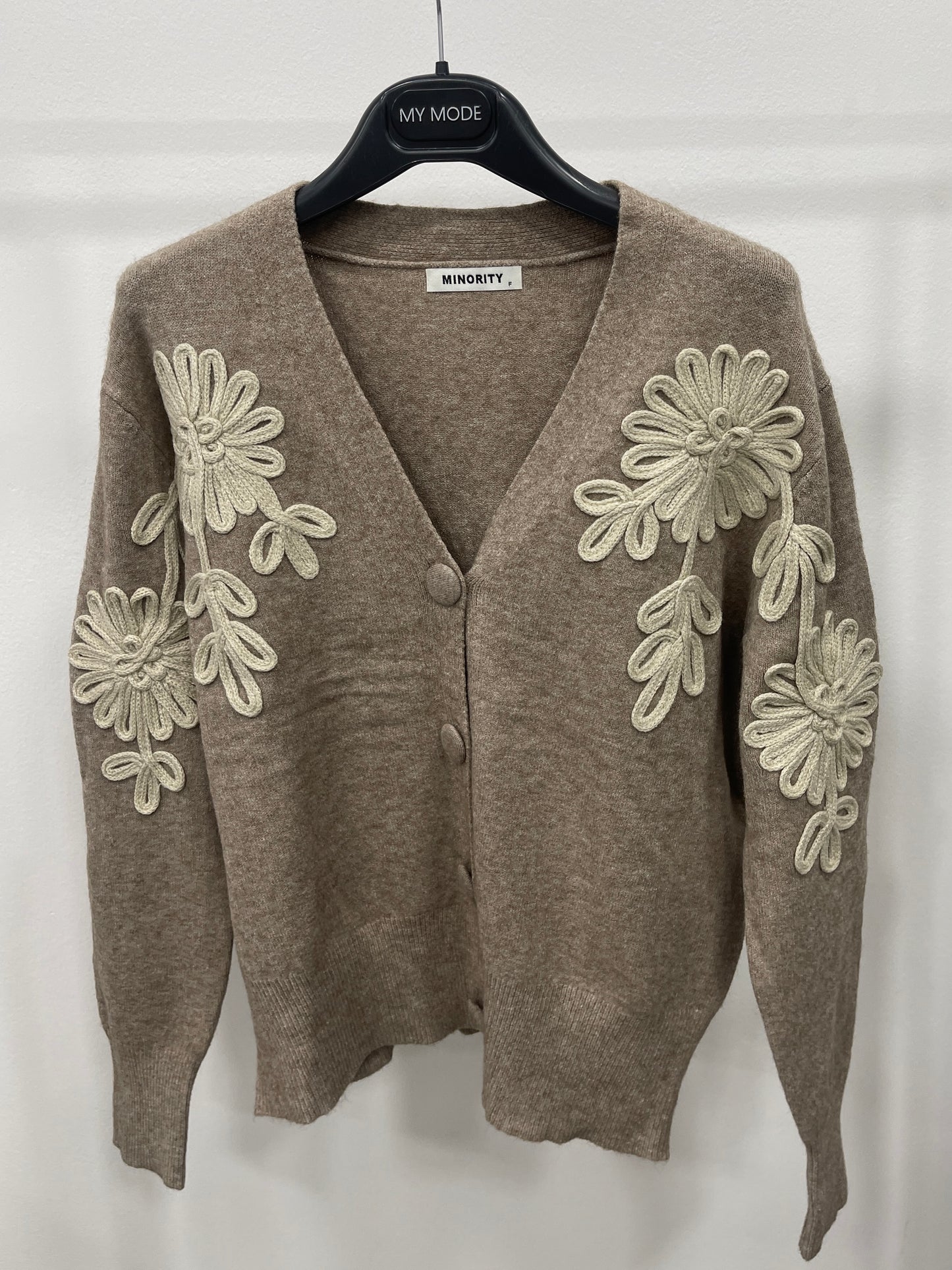 Cardigan Flora
