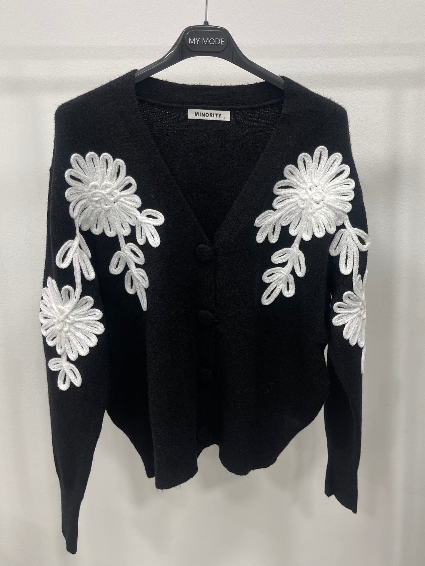 Cardigan Flora