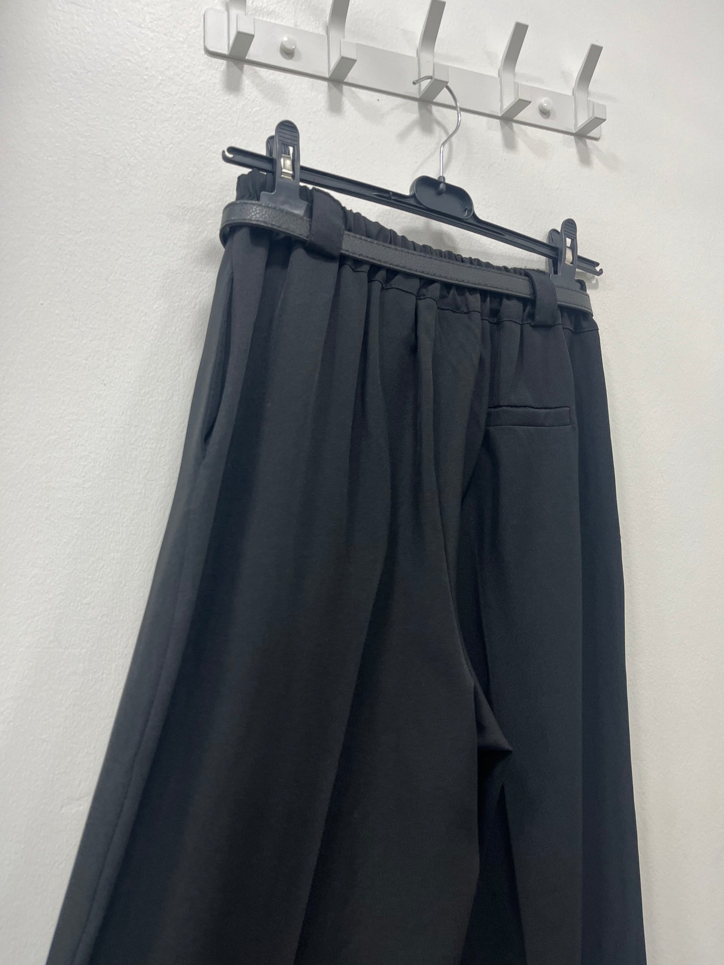 Pantalone Office