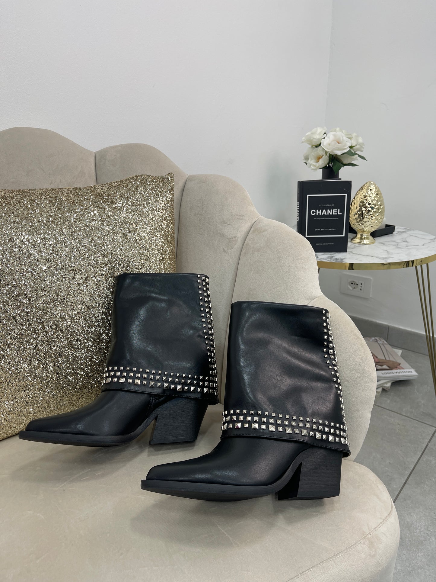 Stivaletto Risvolto Borchie