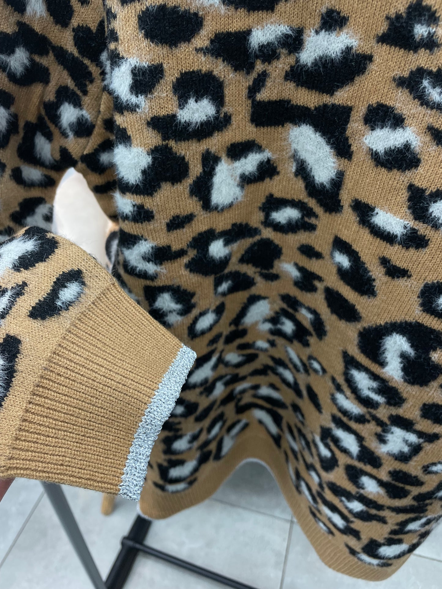 Pull Leopard Camel