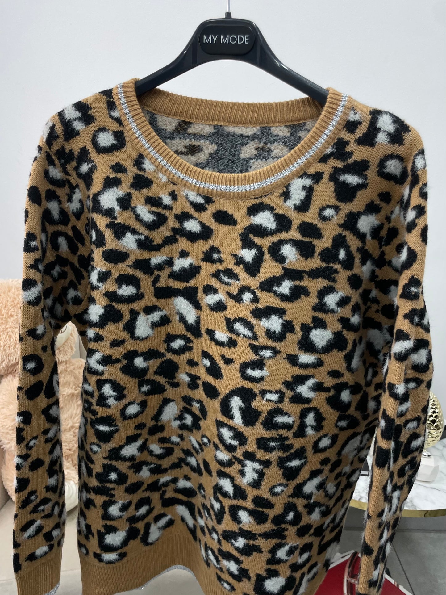 Pull Leopard Camel