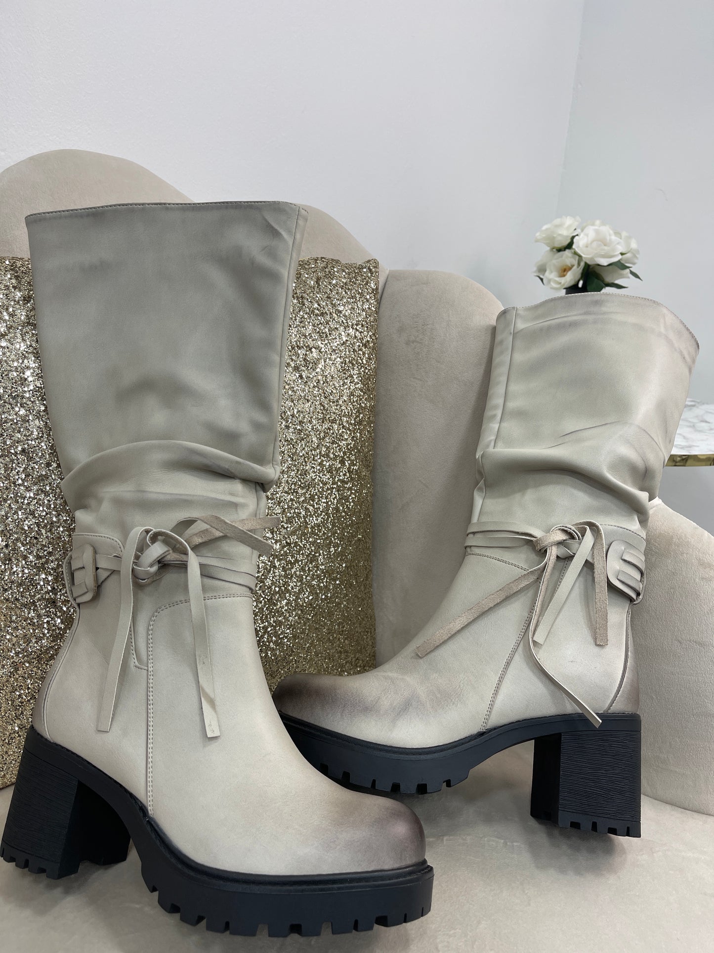 Stivaletto Fiocchi Bianco Sporco